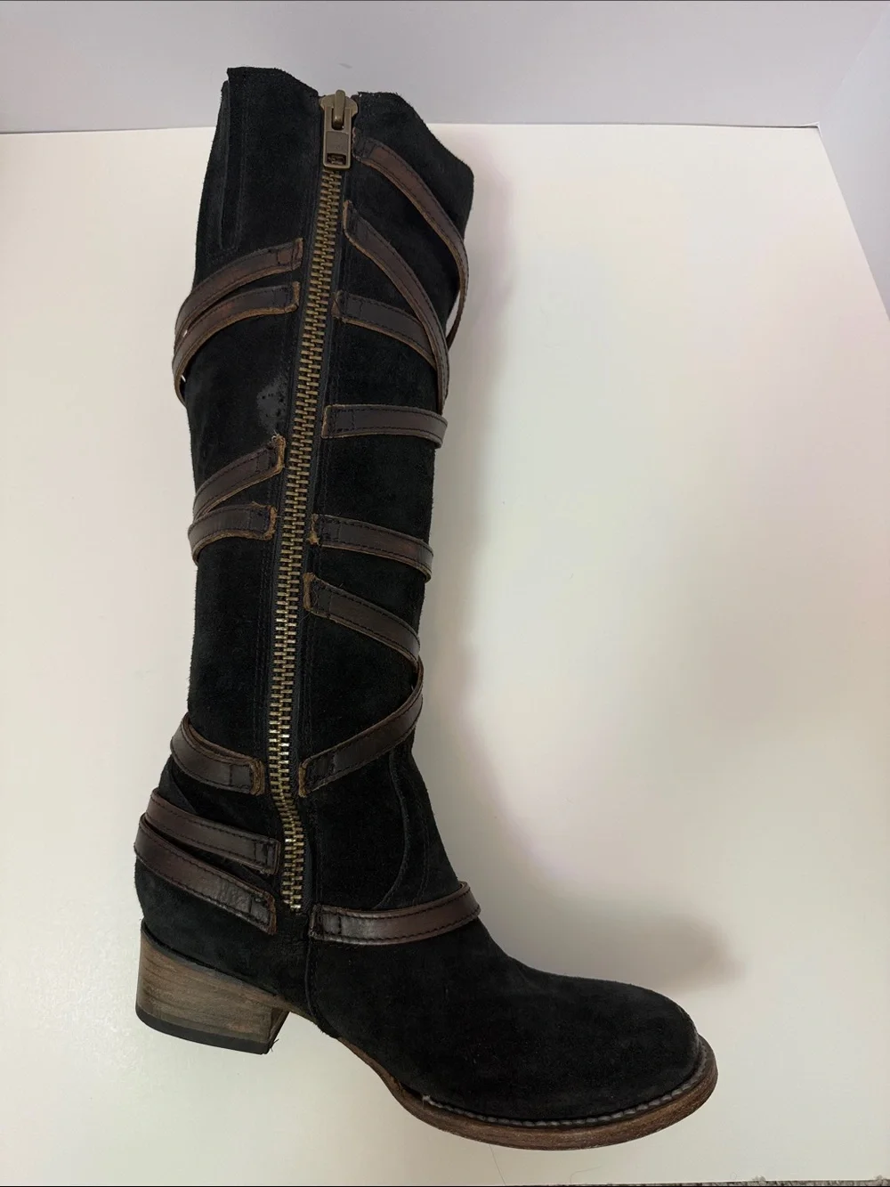 Freebird Women’s Black Garret Suede Tall Boots with Brown Straps‎ Size 7